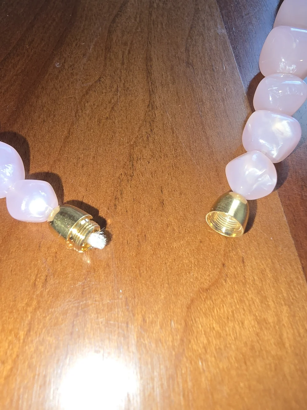 Avon Vintage Pink 💕 Rose Quartz Bead Statement Necklace with Originsl Box! - Picture 5 of 8